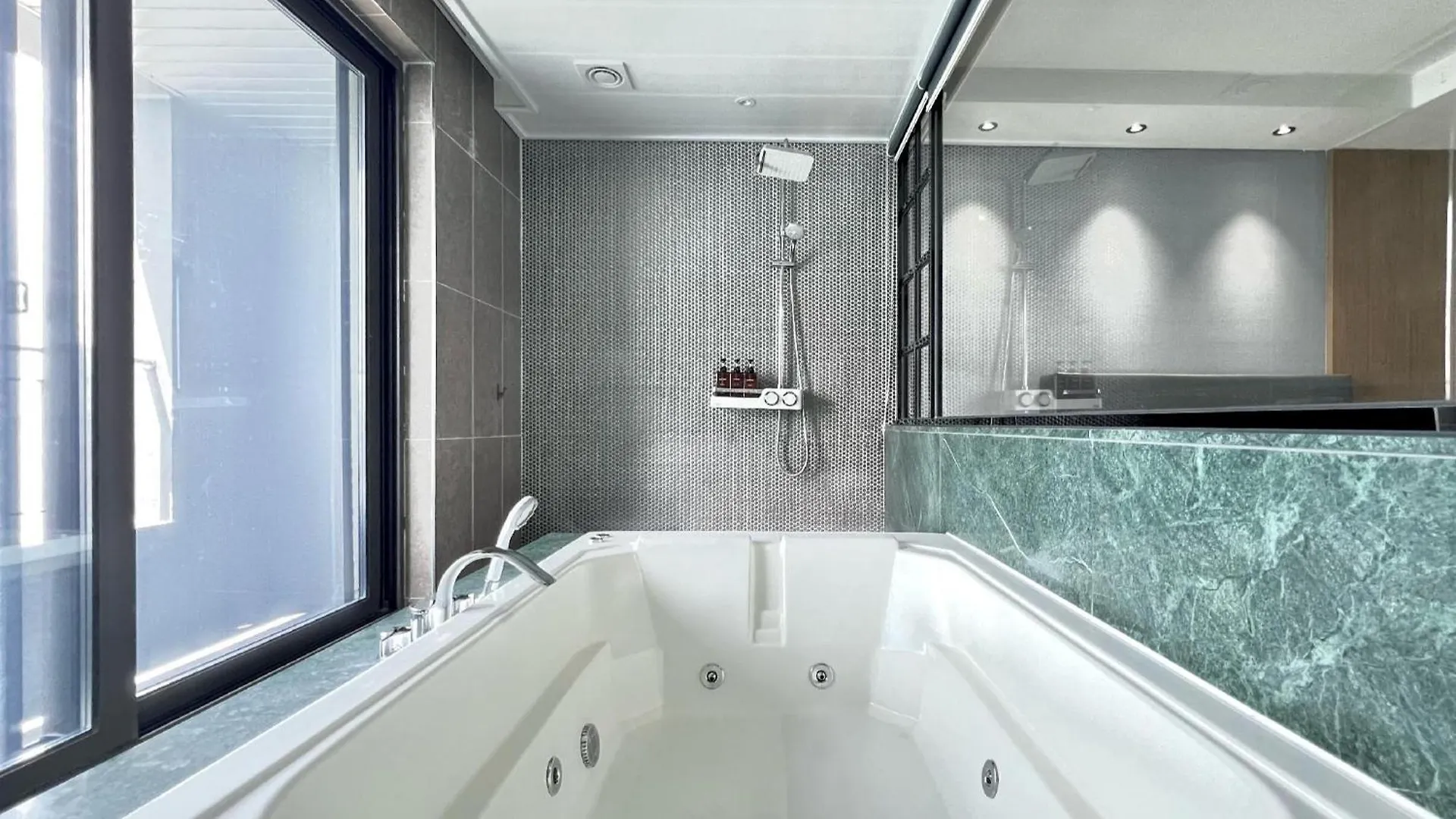 Incheon Grace Hotel South Korea